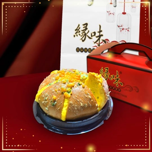 banh-mi-bo-toi-sot-hoang-kim